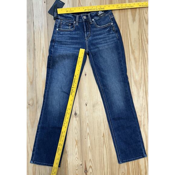 Silver Jeans Suki Mid Rise Straight Leg Jeans Medium Wash size 24x27 New W Tags. - Picture 9 of 15